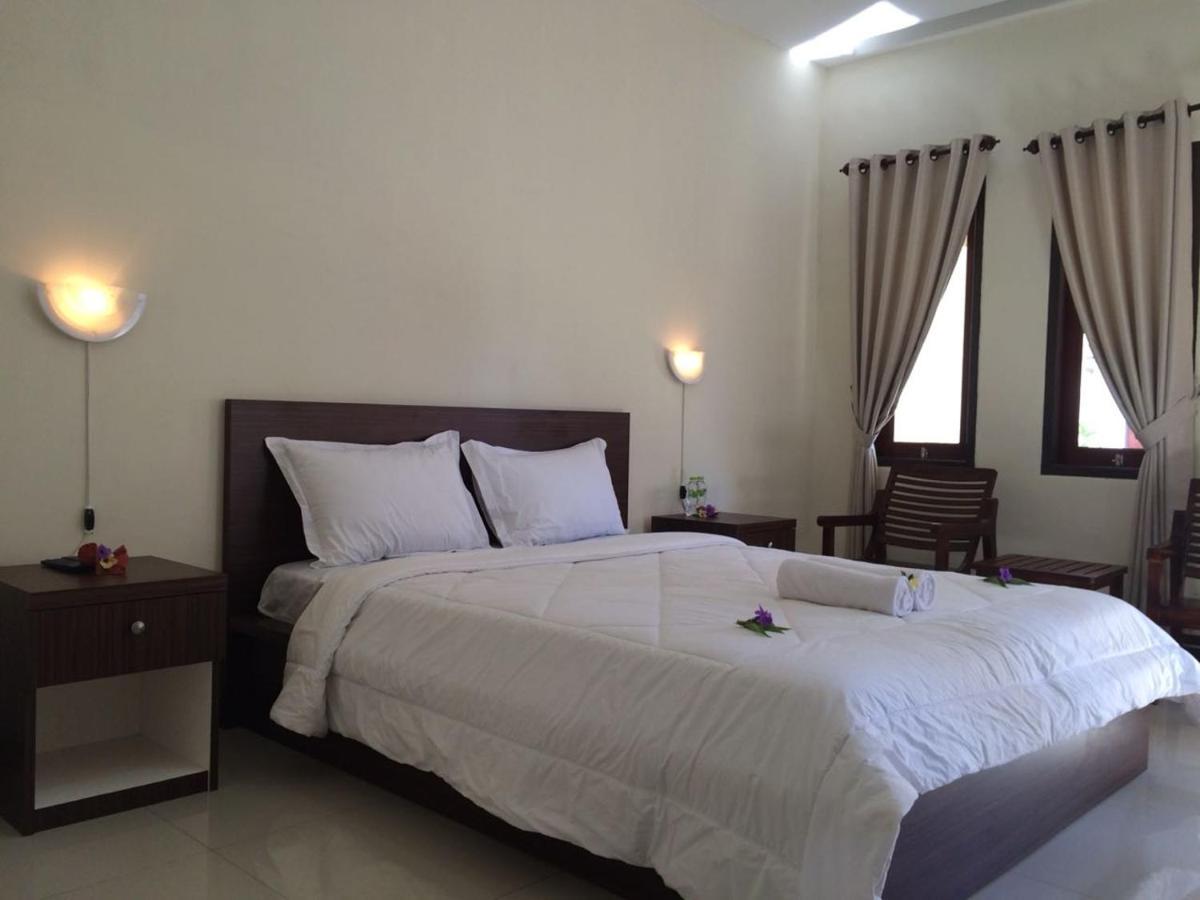 D'Batur Hotel Сенггиги Экстерьер фото