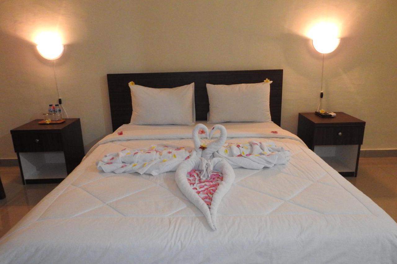 D'Batur Hotel Сенггиги Экстерьер фото