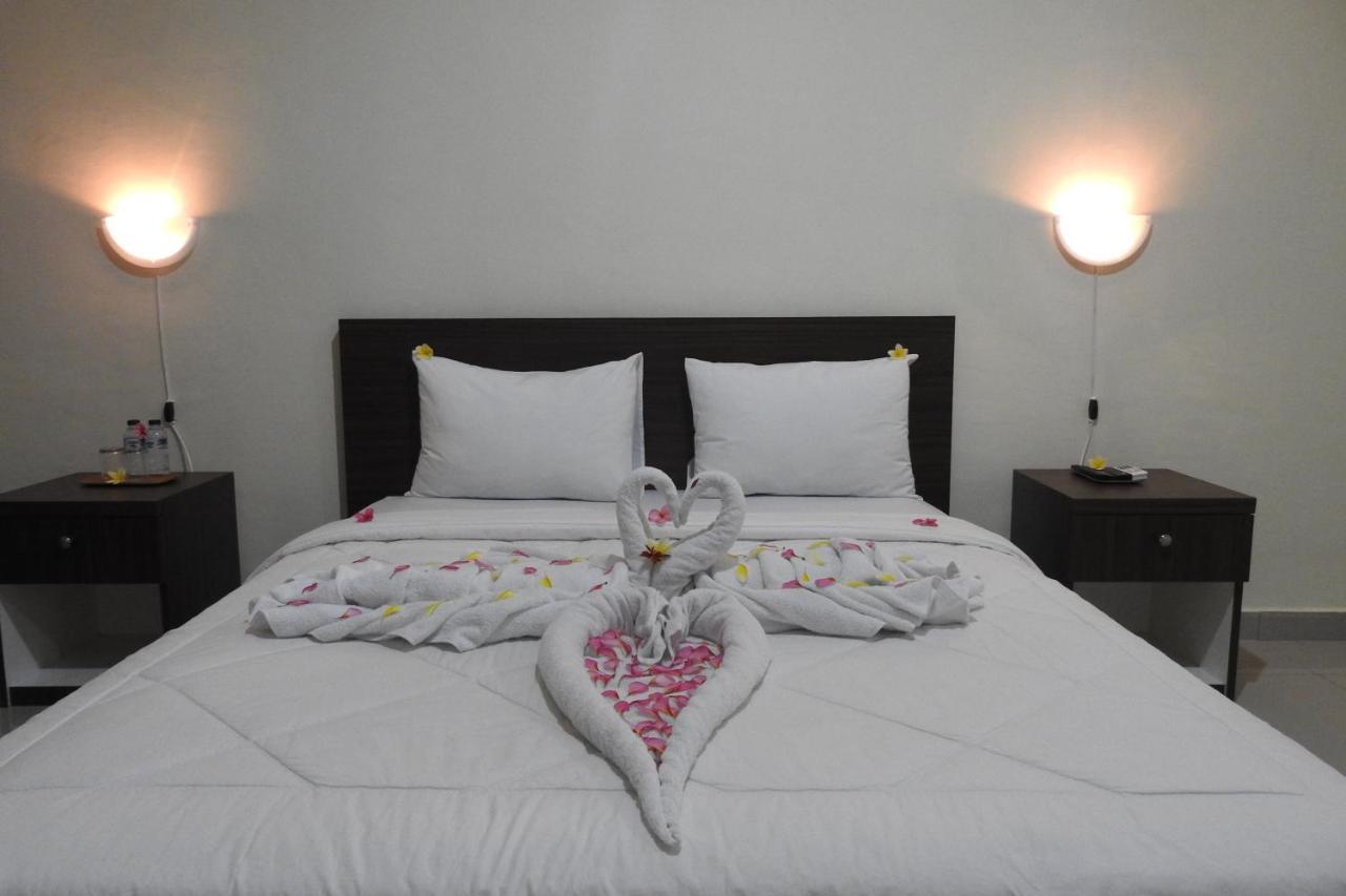 D'Batur Hotel Сенггиги Экстерьер фото