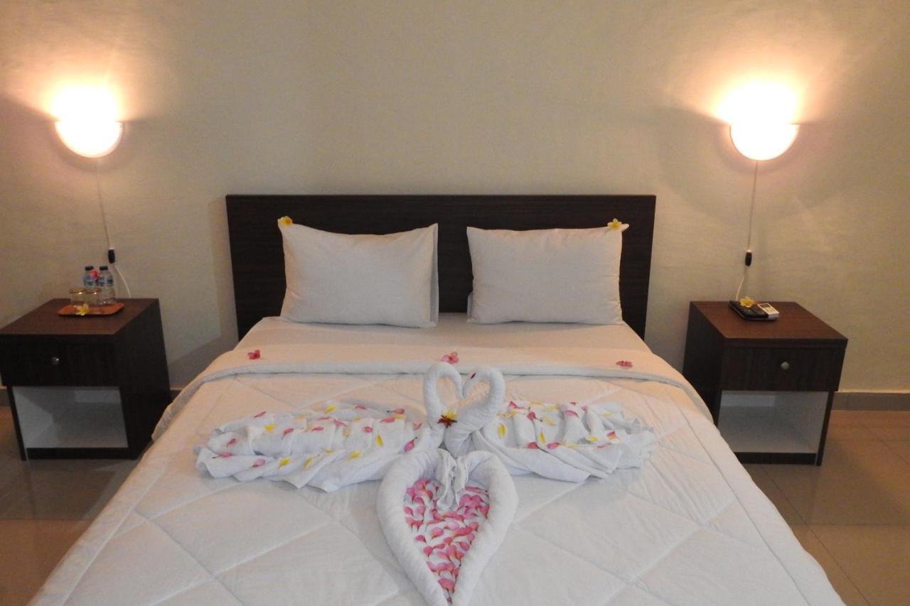 D'Batur Hotel Сенггиги Экстерьер фото