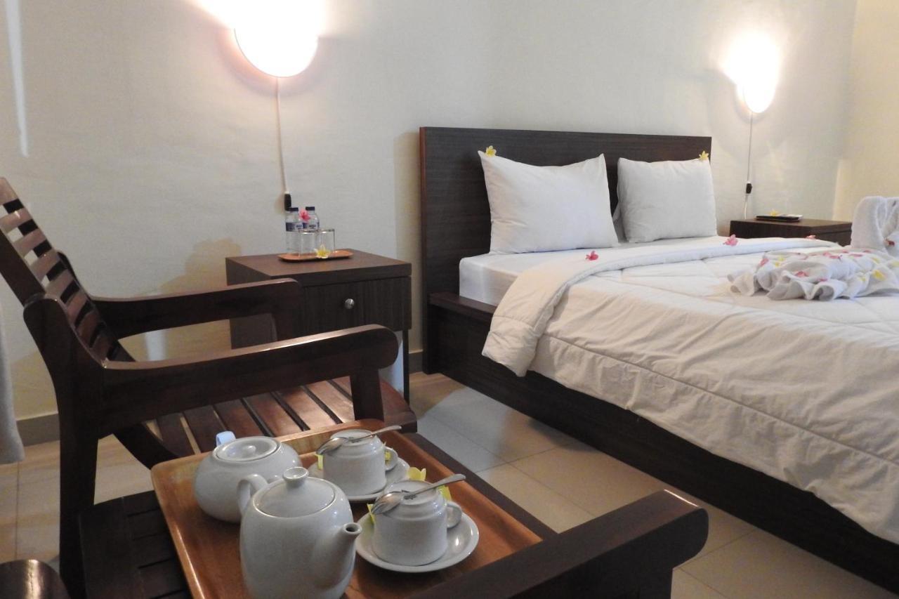 D'Batur Hotel Сенггиги Экстерьер фото
